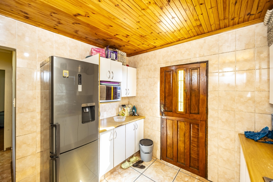 4 Bedroom Property for Sale in Mdantsane Nu 17 Eastern Cape